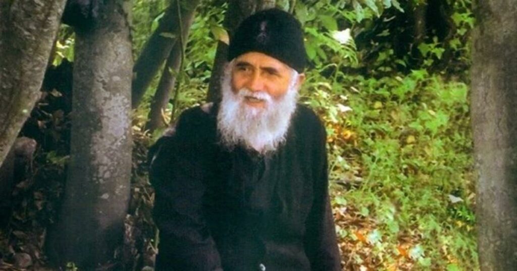 «Γέροντας Παΐσιος: Πώς να ζήσεις τη Μεγάλη Παρασκευή με βαθιά συγκίνηση»
